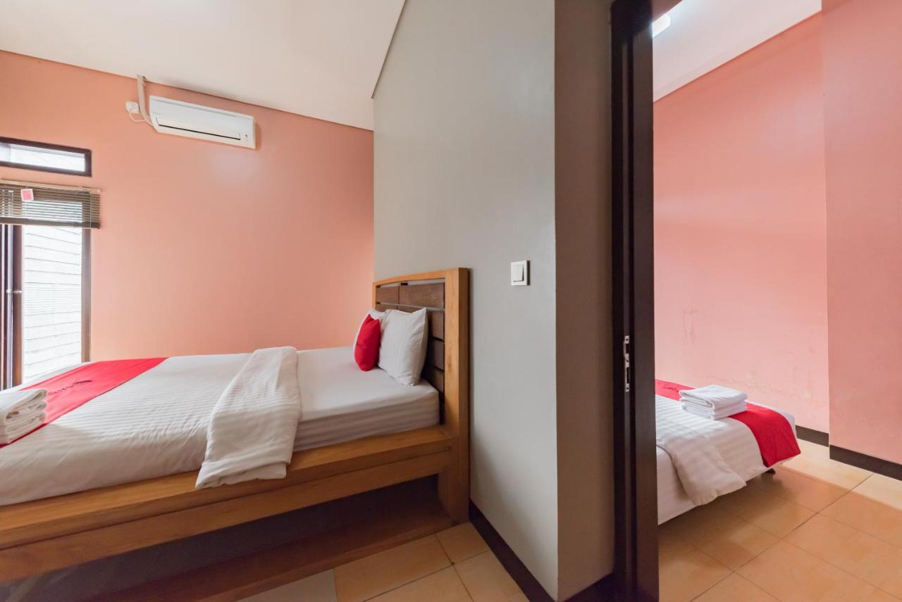 Hotel Reddoorz Syariah Near Politeknik Negeri Bandung Campus Cimahi Esterno foto